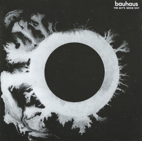 Capa do álbum The Sky's Gone Out, do Bauhaus
