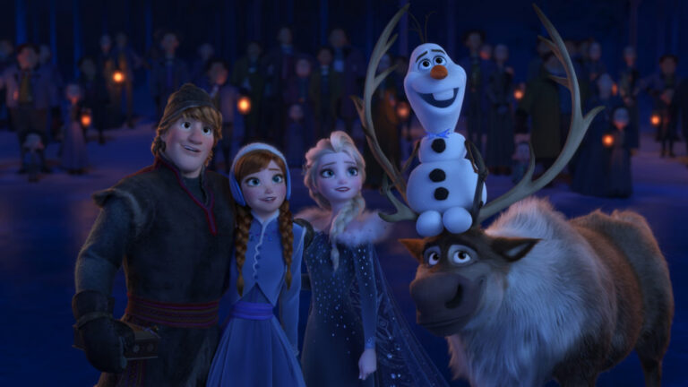 Kristoff, Anna, Elsa, Olaf e Sven em imagem oficial da franquia Frozen