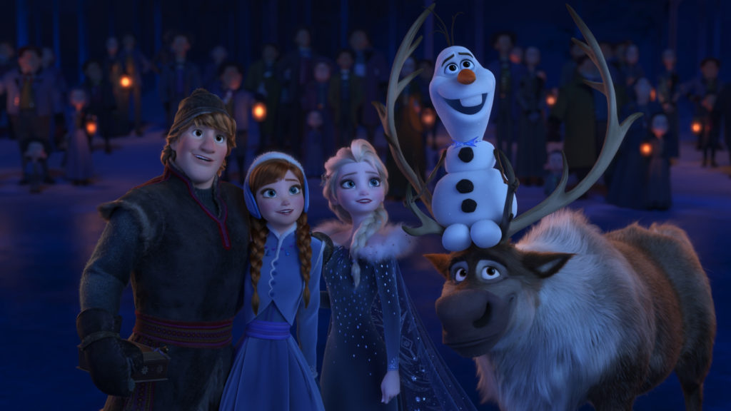 Kristoff, Anna, Elsa, Olaf e Sven em imagem oficial da franquia Frozen