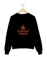 Moletom preto Massive Attack com estampa vermelha frontal