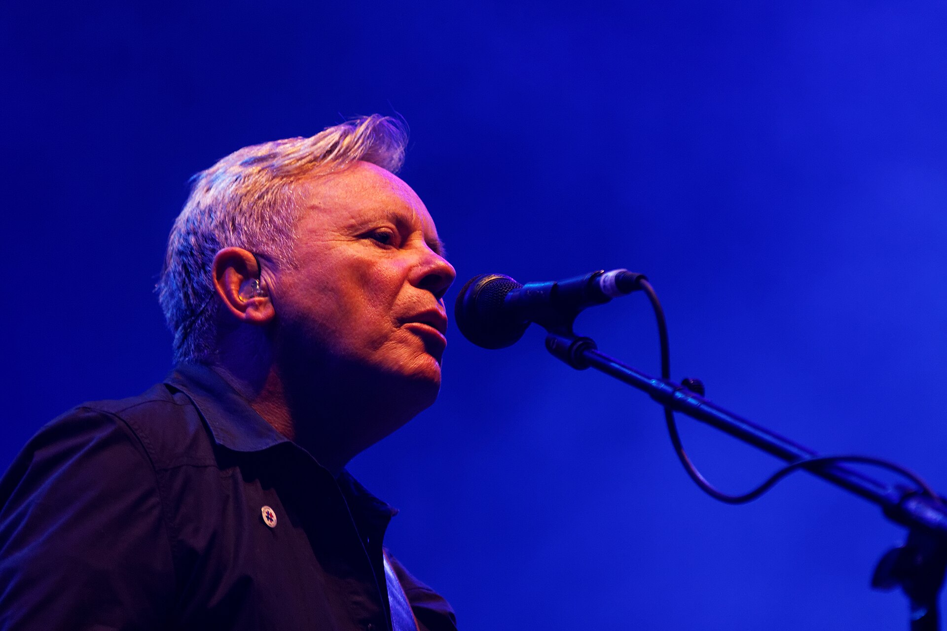 New Order se apresentando na Fête de l’Humanité em 2012