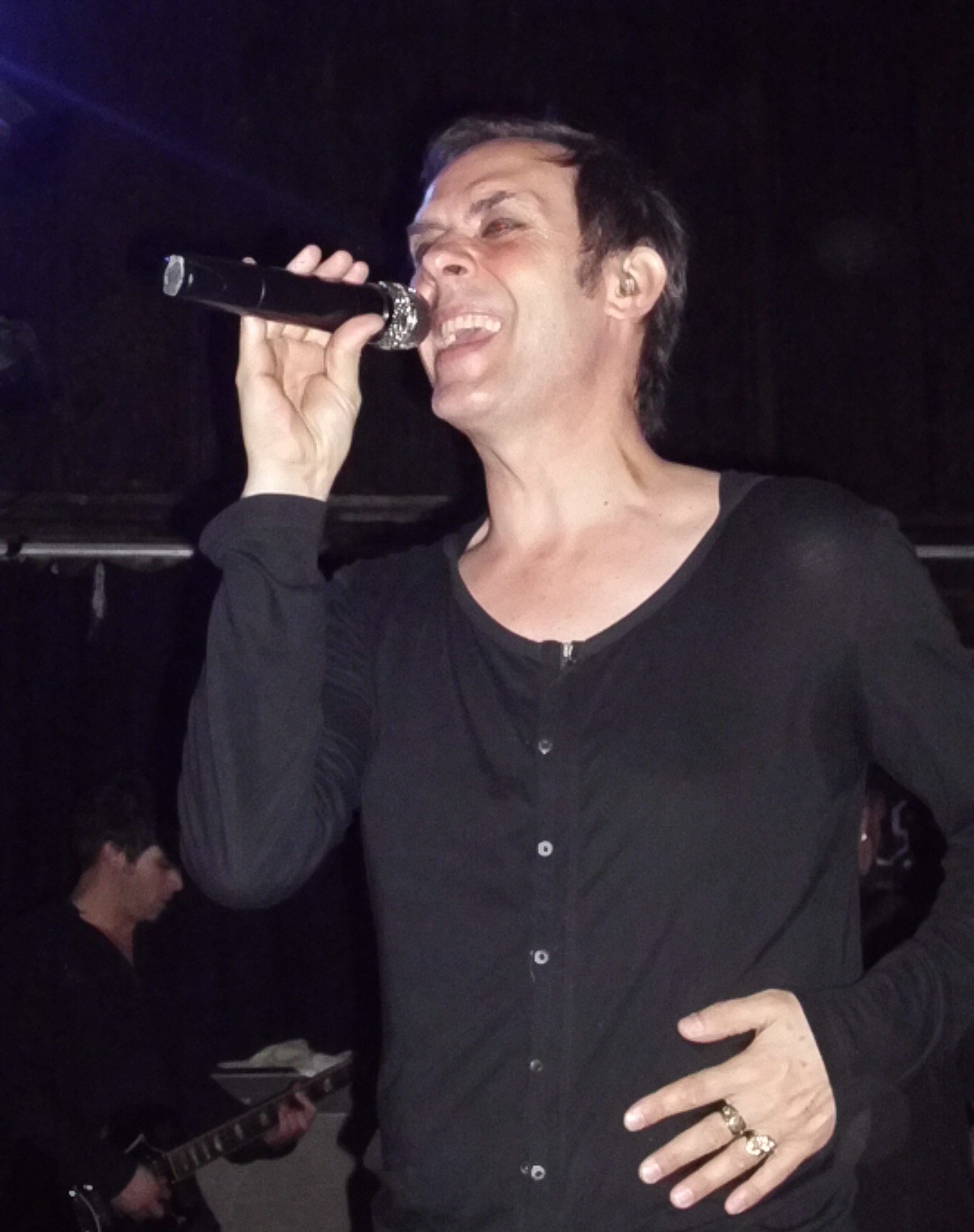 Peter Murphy, vocalista do Bauhaus, ao vivo em Chicago em 2011