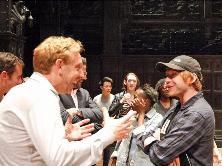 Rupert Grint em encontro com elenco de Harry Potter and the Cursed Child
