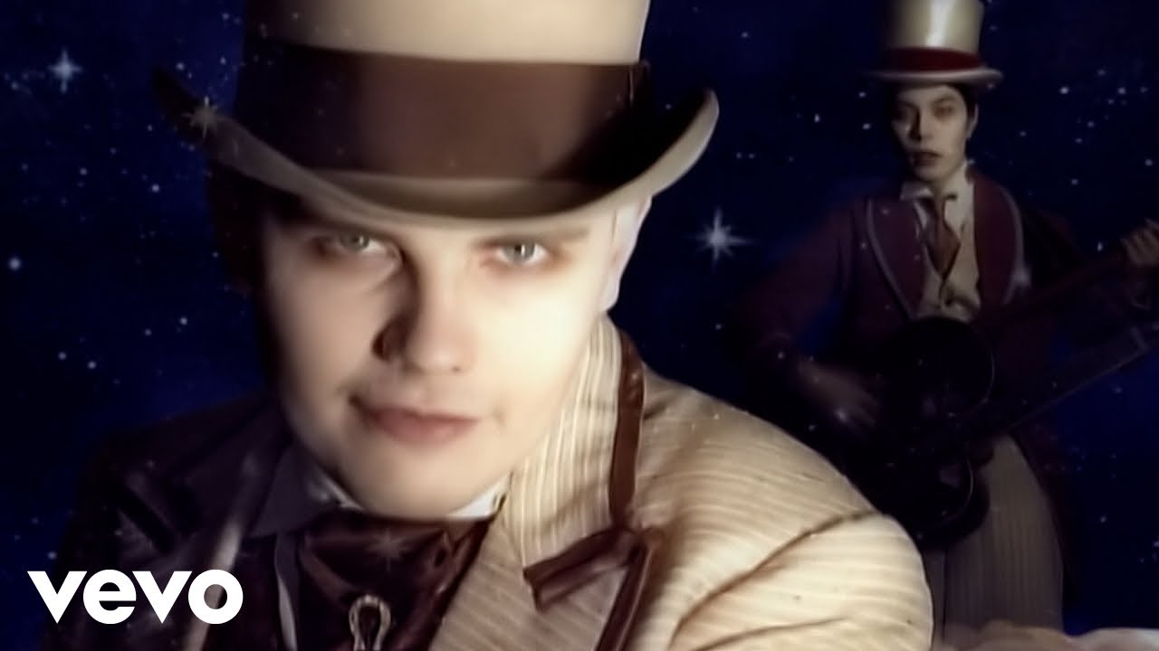 Casal sobre a Lua no videoclipe Tonight Tonight, do Smashing Pumpkins.