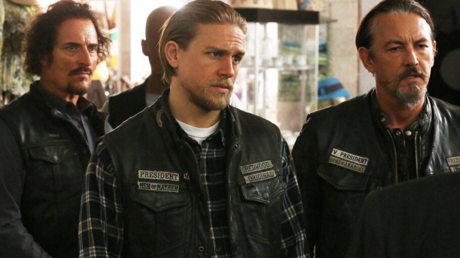Elenco de Sons of Anarchy em imagem usada na cobertura do anúncio de Legends
