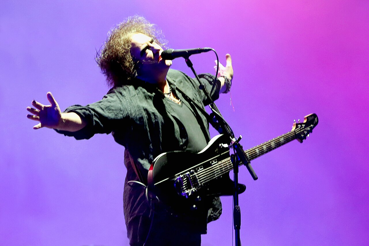Robert Smith com o The Cure ao vivo no Southside Festival em 2019