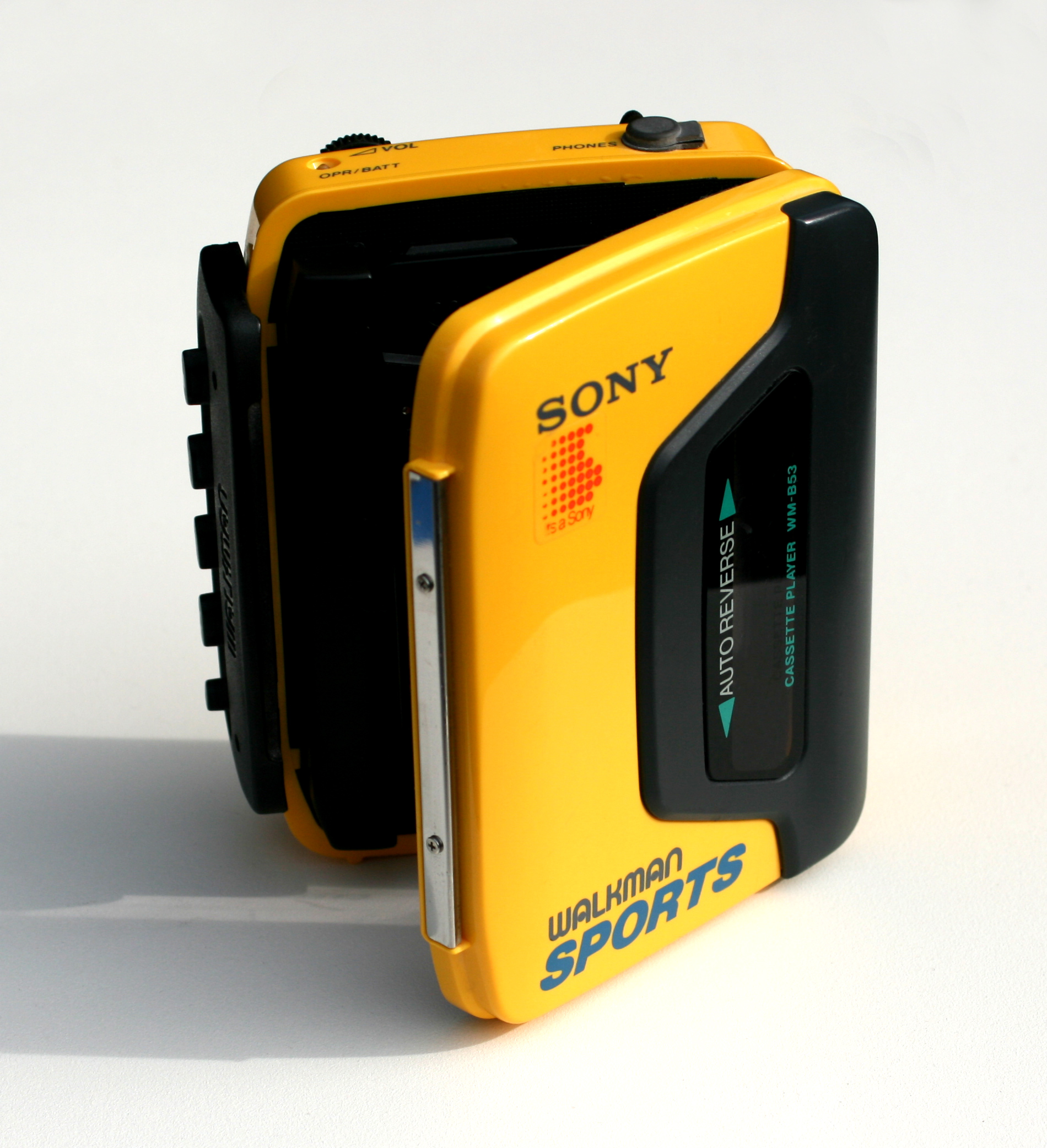 Sony Walkman Sports amarelo com auto-reverse