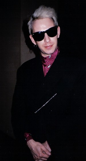 Siouxsie Sioux e Steven Severin juntos em apresentação